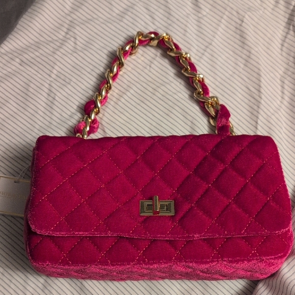 Shiraleah Handbags - Elegant Pink Quilted Bag
